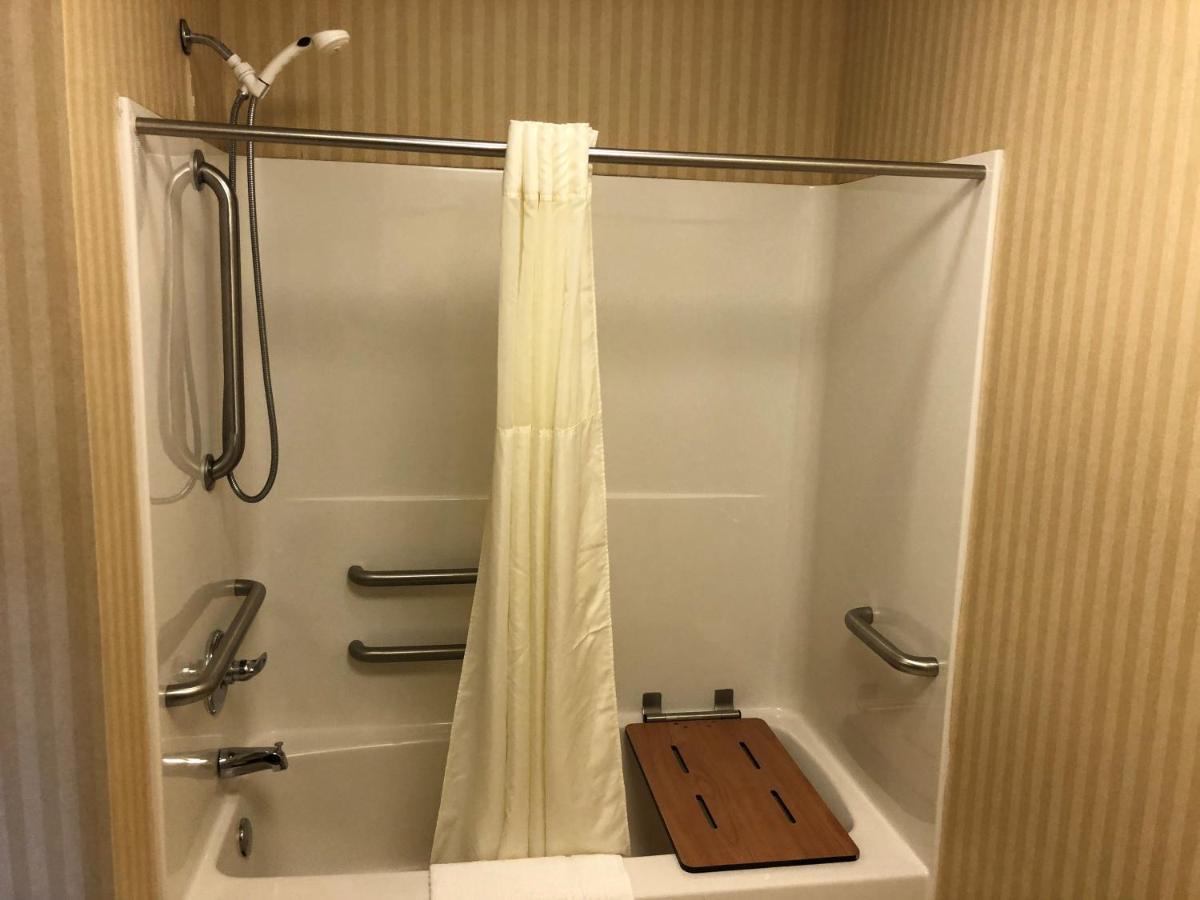 Accessible Grand Double Room Lake View